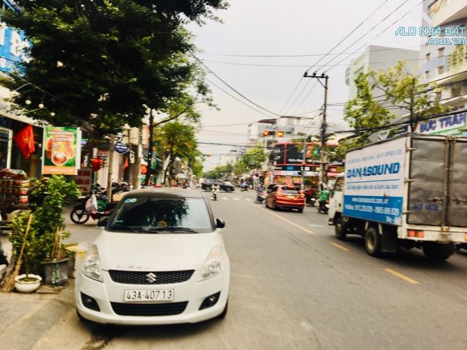 Bán lô đất TT Quận Hải Châu, mặt tiền đường Núi Thành, Đà Nẵng - DT 161m - Giá 1x tỷ - 1