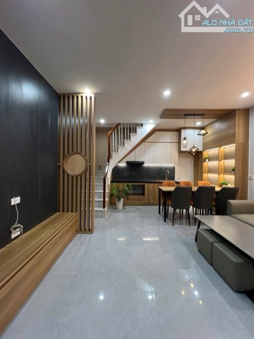 💰HƠN 5Đ- 27M*4T- BẠCH ĐẰNG-NHÀ ĐẸP FULL NỘI THẤT - LÔ GÓC - 30M RA Ô TÔ TRÁNH - 1