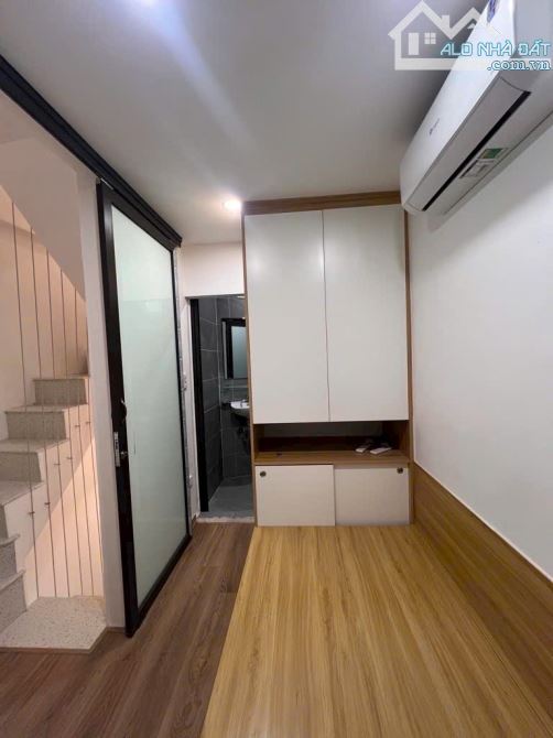 15m2 5 tầng 3 ngủ , lõi Hoàn Kiếm , gần phố ô tô, gần viện 108  ngõ to , - 1