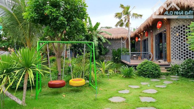 Bán khu vườn nghỉ dưỡng gần 1000m2 tuyệt đẹp Mặt Tiền Đường Long Chiến gần sông Đồng Nai - 1