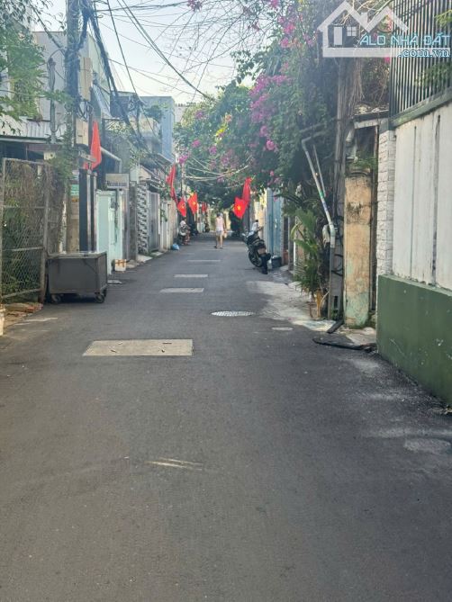 🎉🎉HIỆN TRẠNG NHÀ C4 CŨ CHỦ XÁC ĐỊNH BÁN ĐẤT - NỞ HẬU - OTO DỪNG ĐỖ - - 1