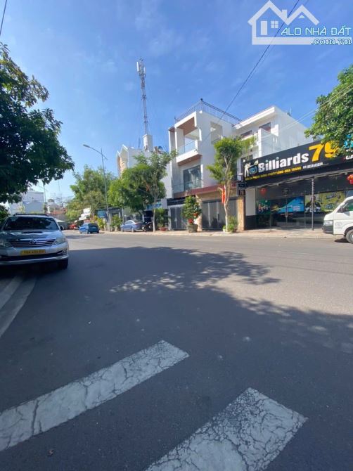 Lô góc hoa hậu 187m2 mặt 24m hướngĐN, TN đường Phùng Hưng+ ĐinhLiệt có 11tr kd tốt 19,5 tỷ - 1