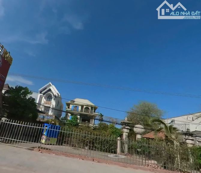 SIÊU PHẨM LÔ ĐẤT 2 MẶT TIỀN QL51, CÓ NHÀ VƯỜN, AO CÁ, NGAY CỬA NGÕ CẢNG QUỐC TẾ CÁI MÉP