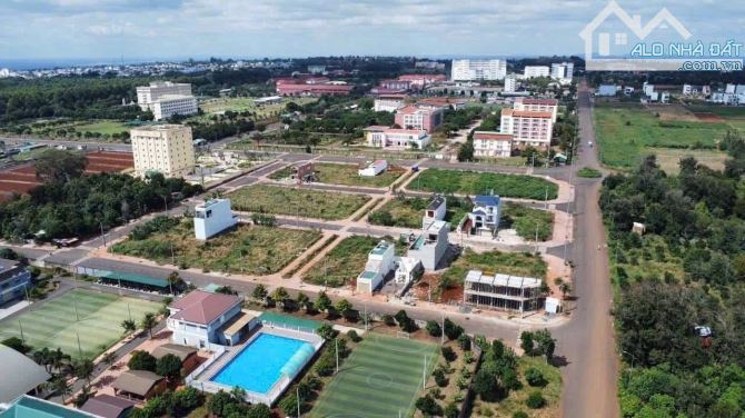 Đất đấu giá khu 3,2ha sát bên trường Đông Du - 1