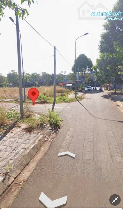 BÁN ĐẤT NGAY TÁI ĐỊNH CƯ NGÃI GIAO CHÂU ĐỨC VŨNG TÀU, TP. HCM, GÓC HAI MT GIÁ 2 TỈ - 1