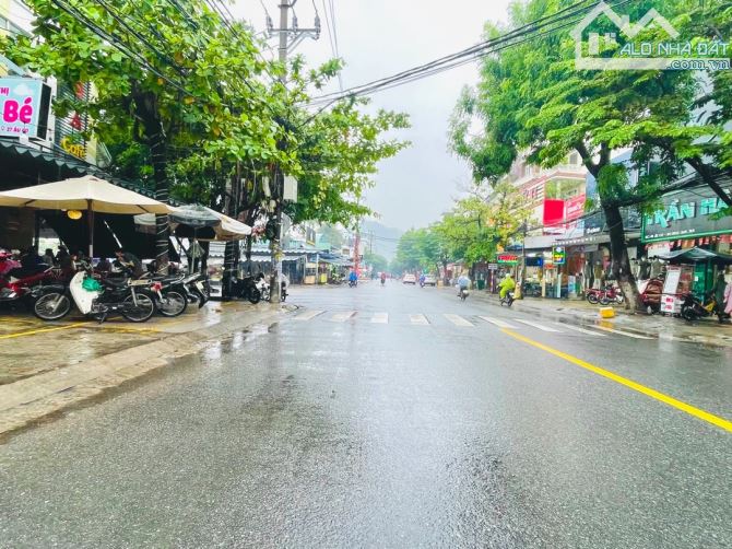 MTKD CHỢ HÒA KHÁNH - BÁN ĐẤT TẶNG NHÀ 3 TẦNG ĐANG CHO THUÊ 60 TRIỆU/THÁNG - GIÁ 2X.X TỶ - 1