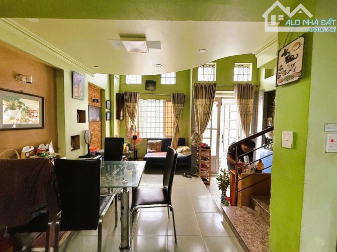 NHỈNH 5 TỶ CÓ NHÀ 5 TẦNG SÁT MẶT TIỀN KHU ẨM THỰC PHAN XÍCH LONG, VẠN KIẾP - GIÁP QUẬN 1. - 1