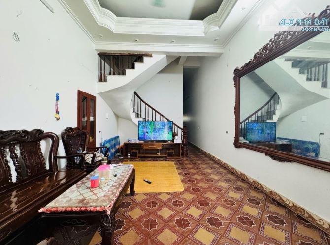 BÁN NHÀ QUANG MINH – MÊ LINH – HÀ NỘI- NHÀ 3 TẦNG MỚI – GẦN MÊ LINH PLAZA -ÔTÔ- CHỈ 4,X TỶ - 1