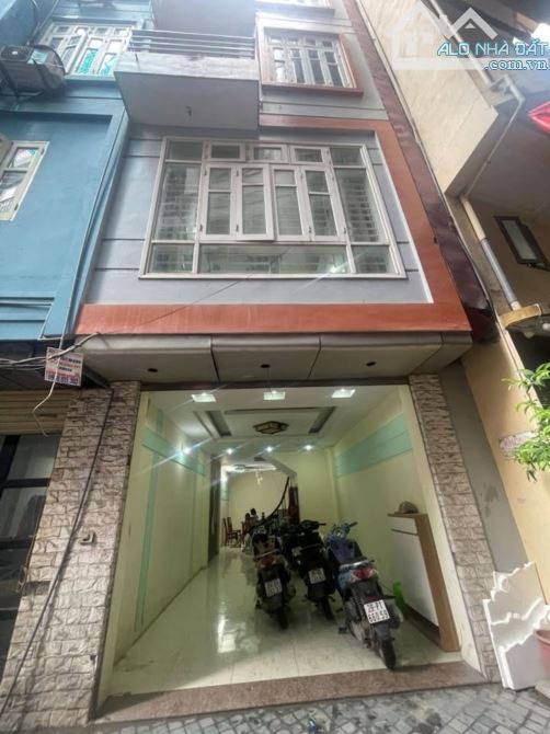 BÁN NHÀ CẦU GIẤY - 54M2 - 5 TẦNG - GẦN Ô TÔ - NHỈNH 13 TỶ - 1