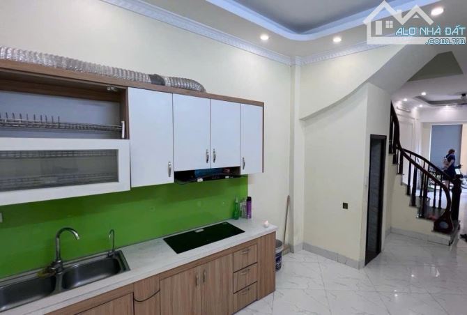 TỔ ẤM MỚI KÍNH COONG - NGỌC THỤY, OTO THÔNG, 4 TẦNG, 35M2, MT: 3.2M, GIÁ CHÀO 8 TỶ. - 1