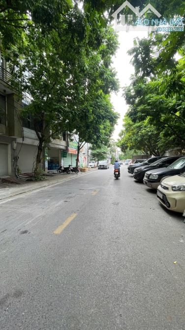 BÁN NHÀ ÁI MỘ – LONG BIÊN - 68M2 – 7 TẦNG – GIÁ 33.3 TỶ - 1