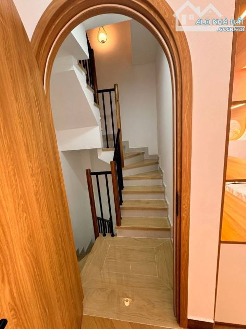 SIÊU PHẨM HẺM XE HƠI THÔNG - GẦN BÀ CHIỂU - 5 TẦNG BTCT - 4 PHÒNG - FULL NỘI THẤT - SỔ NỞ - 12