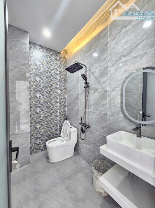 4Tỷ600 🔥👉 Nhà Hoàn Công, Trục Chính KDC Lê Phong đường Phan Đình Giót, gần Liên Huyện - 12