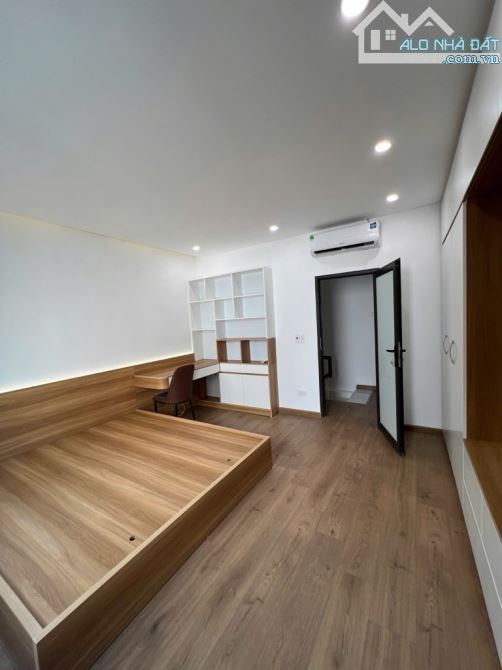 💰HƠN 5Đ- 27M*4T- BẠCH ĐẰNG-NHÀ ĐẸP FULL NỘI THẤT - LÔ GÓC - 30M RA Ô TÔ TRÁNH - 12