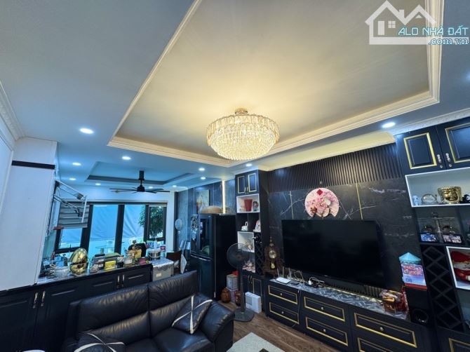 Ô TÔ TRÁNH - KINH DOANH - 6 TẦNG THANG MÁY - NHÀ MỚI - SỔ HOA HẬU - NHÀ MỚI KENG. - 13