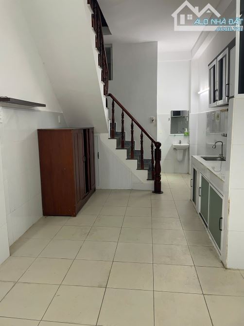 BÁN NHÀ ĐƯỜNG VĨNH VIỄN – NGUYỄN DUY DƯƠNG QUẬN 10 - 3 TẦNG   + Diện tích  : 35m2 - 13