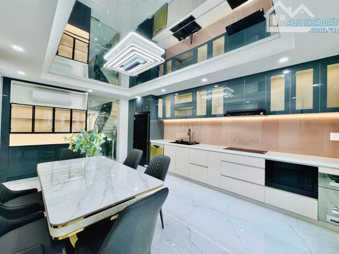 🏠Nhà Hẻm Thông 7M Quang Trung P10💎Có Thang Máy-4x21m 5 Lầu 5PN 6WC💵16,9 Tỷ - 18