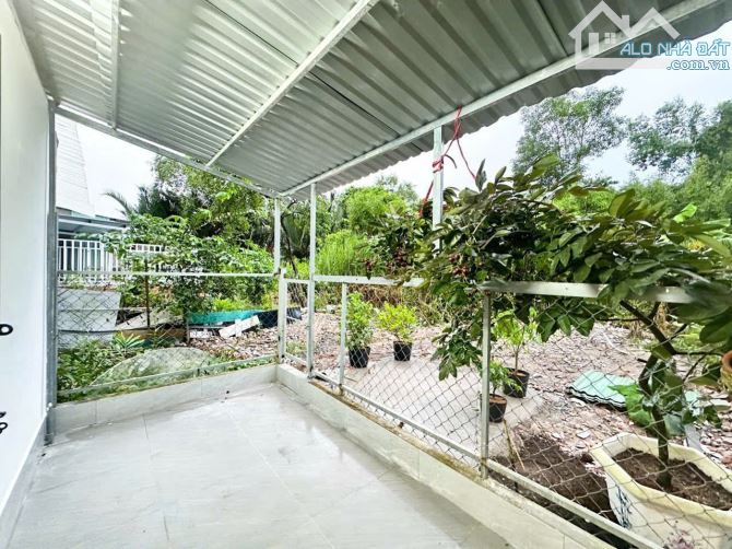 Bán nhà đẹp 4 tầng. Hẻm xe hơi 8m. Thông 2 chiều. Dt 4x18m. Nguyễn Thị Hương. Tt Nhà Bè - 18