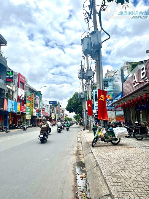 Bán nhà gần Metro Cách Mạng Tháng 8 Tân Bình,4 Tầng, ngang 4.5m,63m3, HXH, gần MT,10.x Tỷ - 2