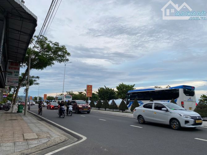 Bán Lô Đất TĐC Hòn Đỏ , Đường Rộng 20m , Cách Biển 100m giá chỉ 5 tỷ 800 triệu - 2