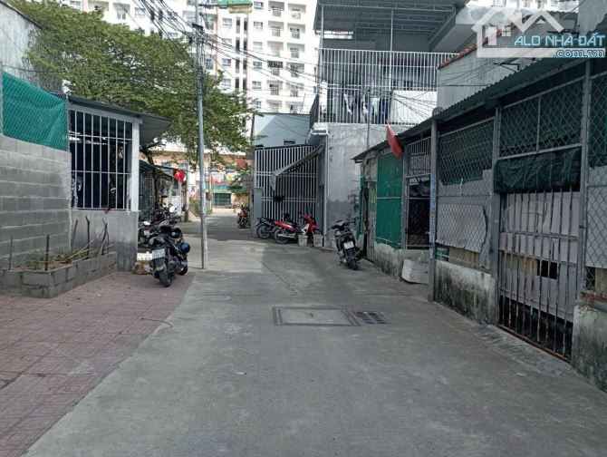 Bán nhà gần chung cư Hoàng Quân Vĩnh Hòa- 3 tầng full nội thất - 2