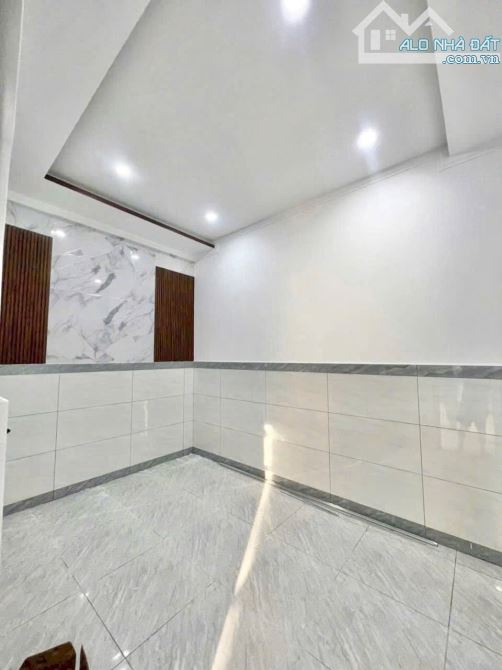 Bán nhà mới tinh cách đường Dương Bạch Mai 100m, P. Tam Hiệp - 2