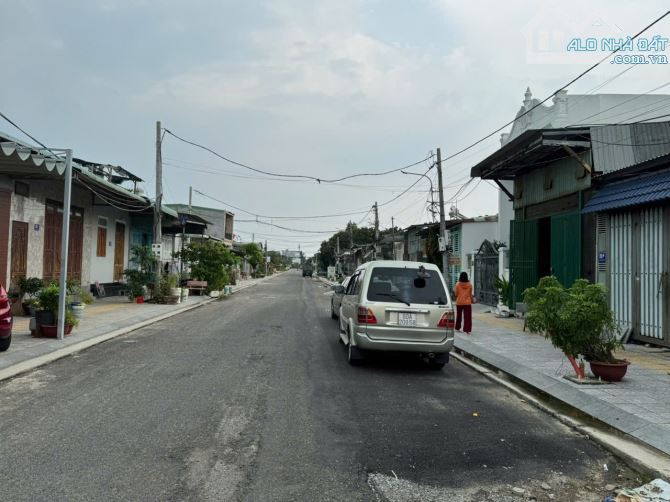BÁN NHÀ ĐƯỜNG 3 THÁNG 2, ĐƯỜNG RỘNG CÓ VỈA HÈ - 2