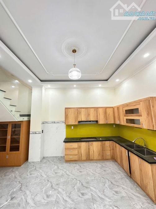 BÁN NHÀ LẦU THỔ CƯ HOÀN CÔNG GẦN ĐƯỜNG NGUYỄN ÁI QUỐC - 2