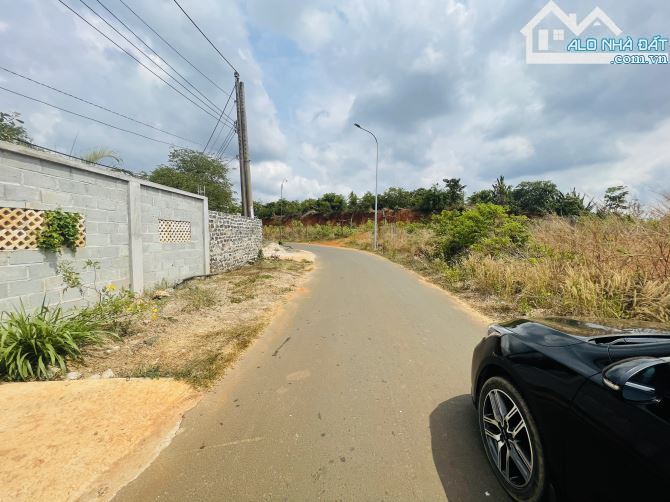 Hàng phân lô có thổ cư gần hồ Suối Rao - gần 200m mt nhựa - khu nghĩ dưỡng cao cấp - 2