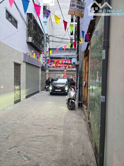 Bán nhà Xuân Đỉnh, DT 38m, MT 4,2m, tặng nội thất, ô tô đỗ cổng, gần Đại Sứ Quán - 2