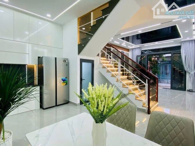 Căn nhà bán gấp ngay Phan Văn Hân, Bình Thạnh. Giá: 3 tỷ 019tr, sổ hồng riêng - 2
