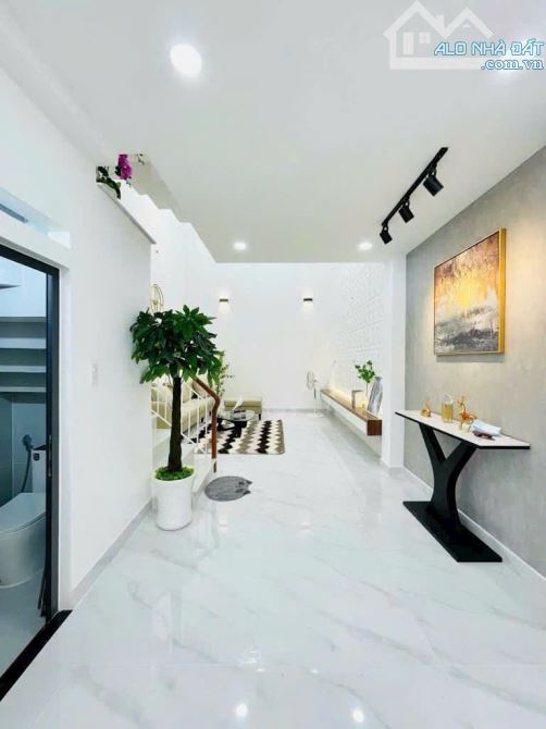 Quận Gò Vấp-Nhà đẹp-Hẻm ô tô-Sát MT Đường số 3 Nguyễn Văn Khối-P9-50m2-4,1x12-5tầng-4PN - 2