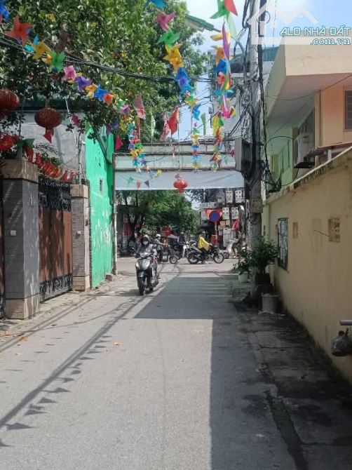 BÁ.N NHÀ TÂY MỖ_30m ra mặt phố, ô tô gần, 35m2, 4 tầng, mặt ngõ thoáng, vị trí đẹp, chỉ 6x - 2