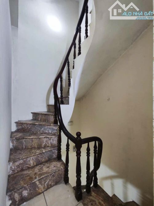 CHO THUÊ NHÀ NGUYÊN CĂN MẶT NGÕ PHỐ VŨ THẠNH – Ô TÔ VÀO TẬN NƠI – 20M RA PHỐ LỚN - 2