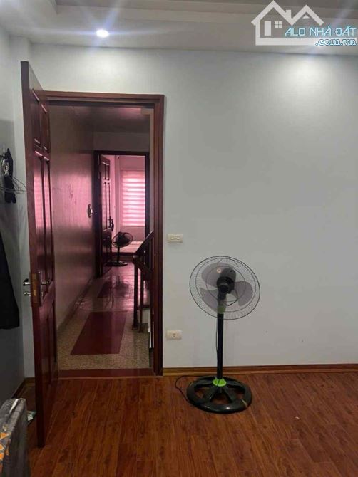 Bán nhà Khương Trung, dân xây, 50m ra phố, đường ô tô, trước cửa thoáng sáng, hơn 8 tỷ - 2