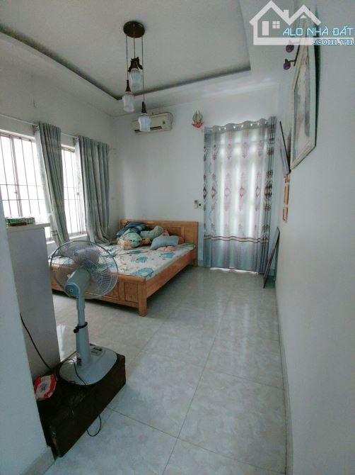Bán nhà  hẻm xe tải đường ĐT743B gần đường Nguyễn Du 170m2 nhà 2 tầng giá 5.42 tỷ - 2