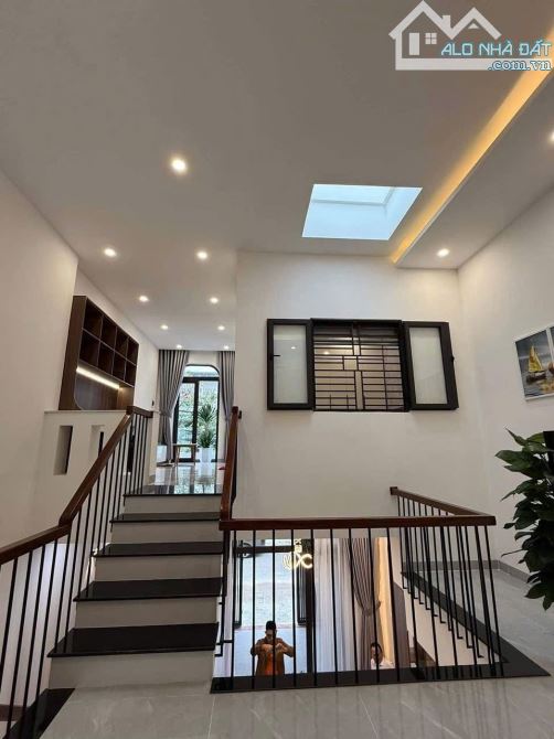 Gồng lỗ 500 triệu bán gấp nhà Huỳnh Mẫn Đạt, Quận 5. Giá 5 tỷ 170/ 63m2 (4,5mx14m) 2 Tầng - 2