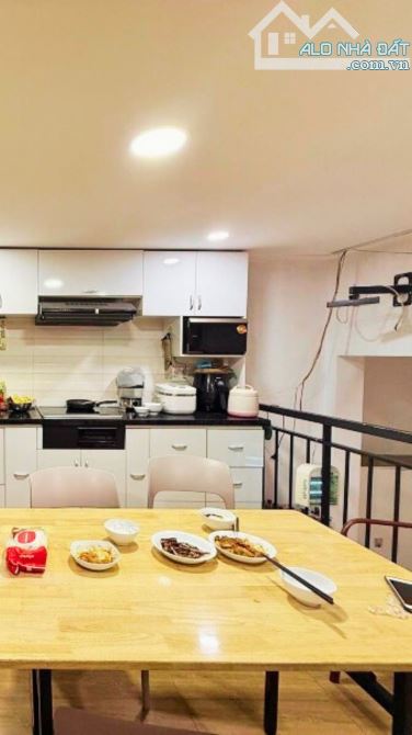 🏠 BÁN NHÀ NGUYỄN THÔNG, P.9, Q.3 - NGANG KHỦNG, TẶNG NỘI THẤT - 6.X TỶ. - 2