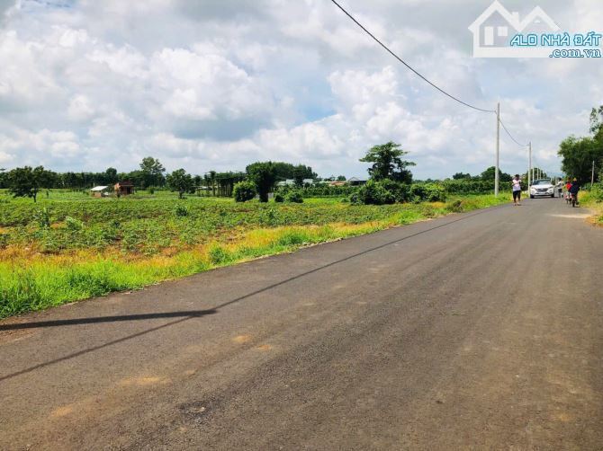 LÔ ĐẤT ĐẸP TRUNG TÂM ĐÁ BẠC, CÁCH BÌNH BA-ĐÁ BẠC CHỈ 100M, NGÃ 6 CHỈ 500M, GIÁ CỰC TỐT - 2
