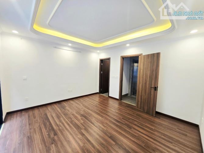 Hiếm! Bán Nhà Xuân La -Tây Hồ -Gần Ô tô -Ngõ Thông-35M2 -7Tầng-Thang Máy-Mt4.3m- 10 Tỷ Hơn - 2