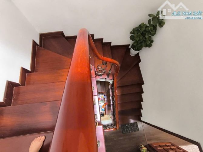 Siêu phẩm Tư Đình - ngõ thông - gara ô tô - 5 tầng 4 ngủ - 50m -13.3 tỷ - 2