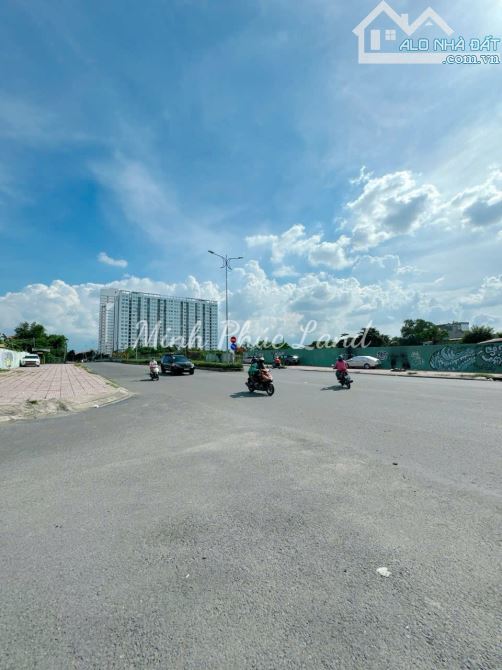 BÁN NHÀ 2 TẦNG - ĐƯỜNG NHỰA 8m - SÁT MT HOÀNG TRỌNG MẬU - P.TẤN HƯNG - 50m2 - SHR - 2