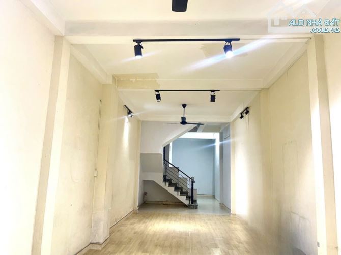 Bán Nhà Dương Bá Trạc Q8 – Hẻm rộng – Vị trí đẹp – Giá  chỉ nhỉnh 10 tỷ .Giá tốt - 2