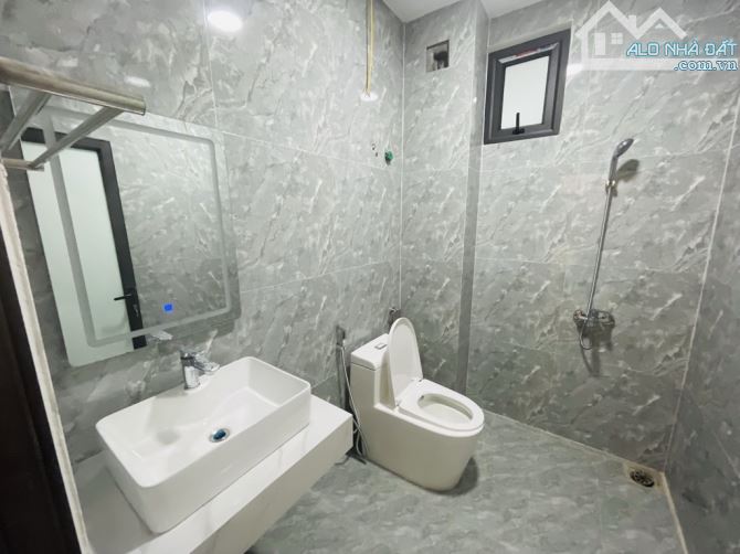 BÁN NHÀ ĐÀM QUANG TRUNG - NGÕ NÔNG - 20m RA PHỐ - FULL NỘI THẤT 38m² x 5 tầng 6,1 tỷ có TL - 2