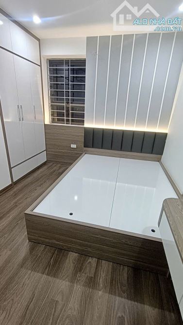 Bán căn hộ chung cư Linh Đàm, 70m, 4.8 tỷ, 2 phòng ngủ - 2