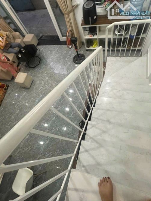 Chính chủ cần bán nhanh căn nhà 3 tầng đường Đinh Tiên Hoàng. Hải Châu - 2