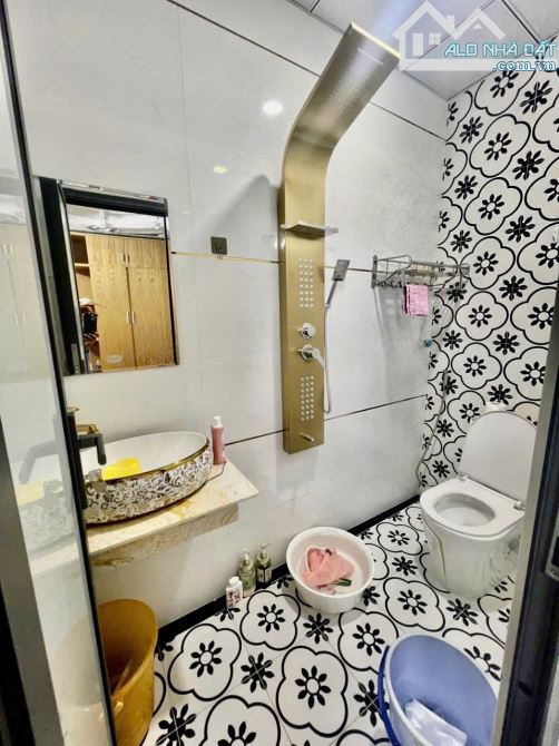 BÁN NHÀ ĐẸP 1 SẸC TRƯƠNG THỊ HOA - TTH 07 - QUẬN 12 - GIÁ 7.5tỷ - 2