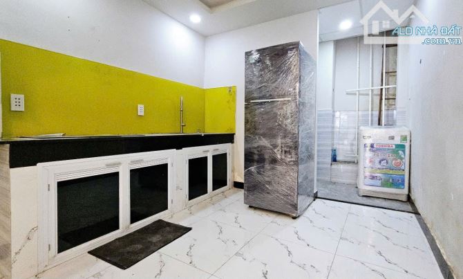 Cho Thuê Nguyên Căn Trường Sa - Lê Văn Sỹ Quận 3 - 3 PN - Có Nội Thất - 14 Triệu 8 - 2