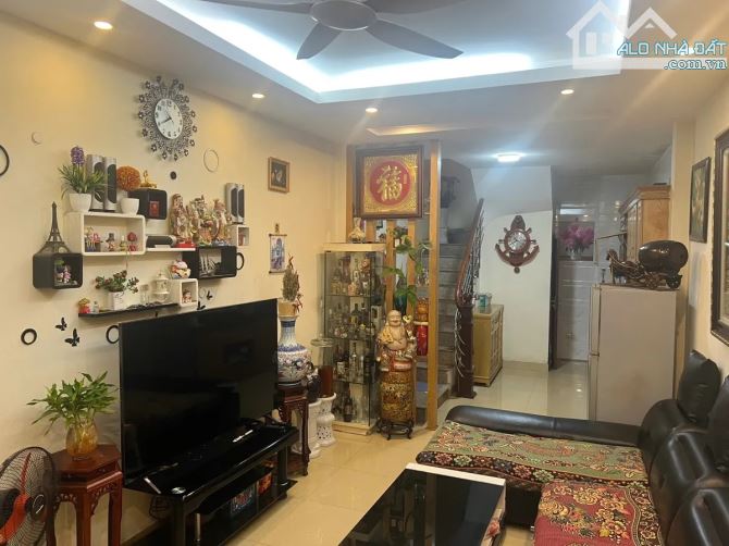 Vị trí đẹp giá cực Sốc. Ngọc Thuỵ Long biên 36m 5T MT3.5m 7.65 tỷ trước nhà rộng, 10m ra c - 2