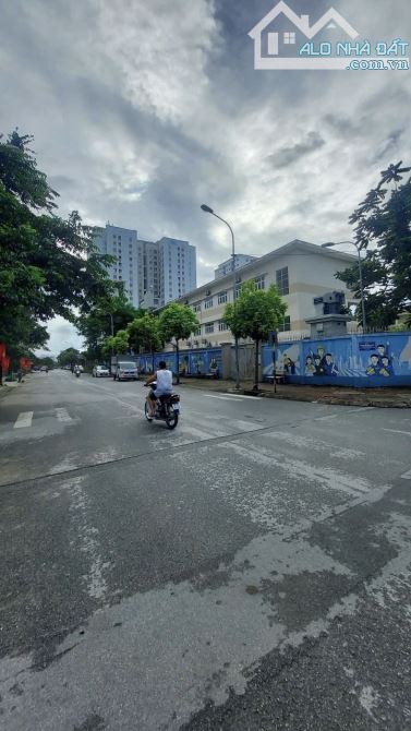 Bán Nhà Phân lô, Kiến Hưng Hà Đông, 65m2, 4 Tầng, lô góc, ô tô tránh kinh doanh, 22.5 tỷ - 2